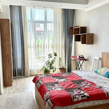 Central Apartment Бішкек Екстер'єр фото
