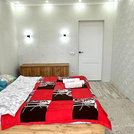 Central Apartment Бішкек Екстер'єр фото